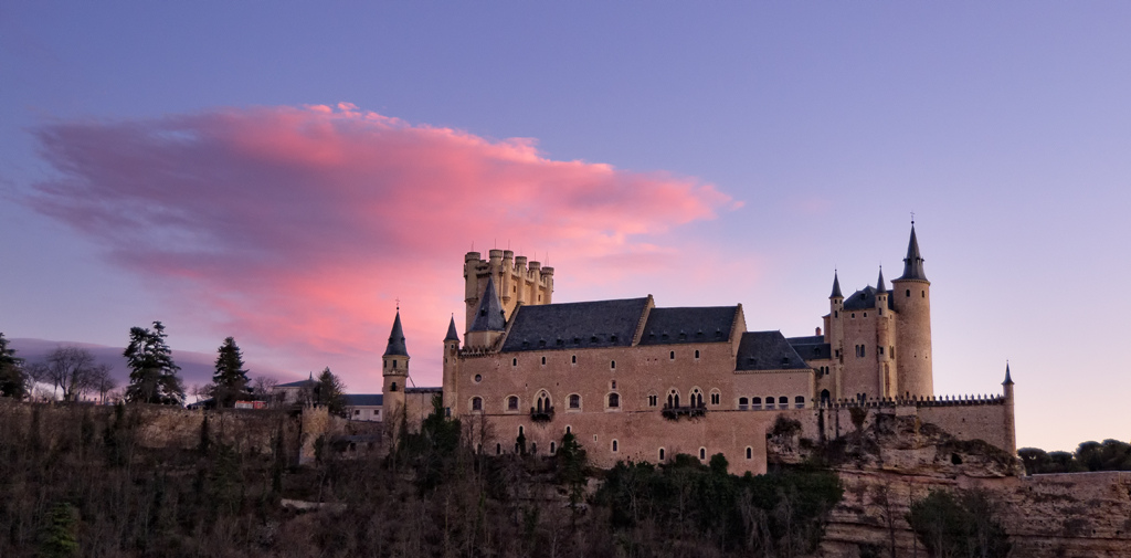 Castillo de Segovia al atardecer