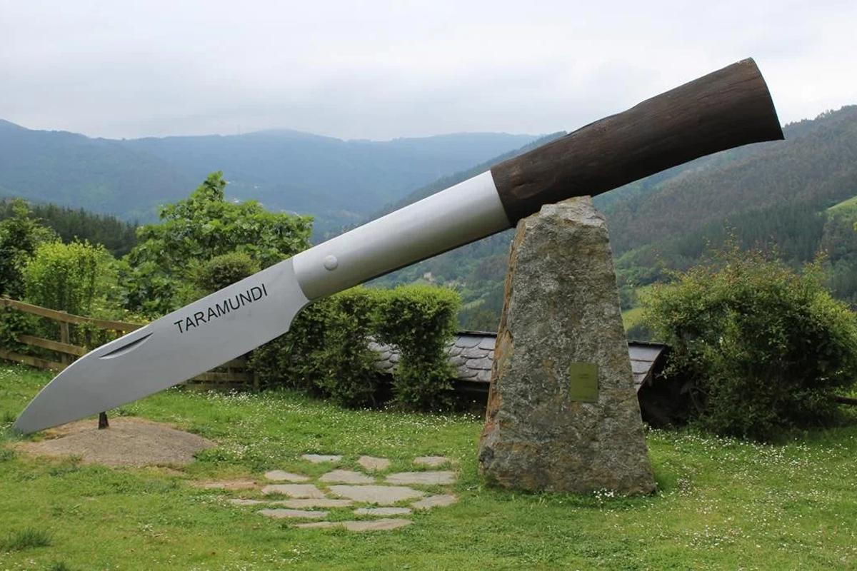 El cuchillo más grande del mundo